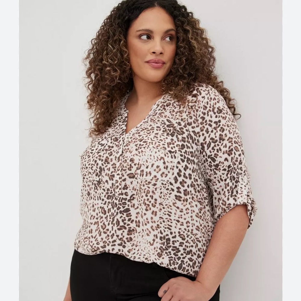Torrid Harper Georgette pullover  leopard print blouse- size 3